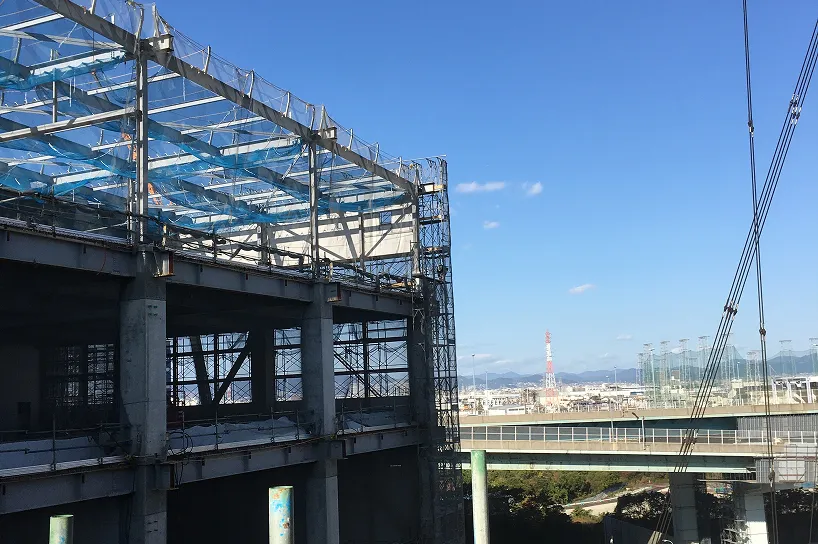 足場工事の施工例